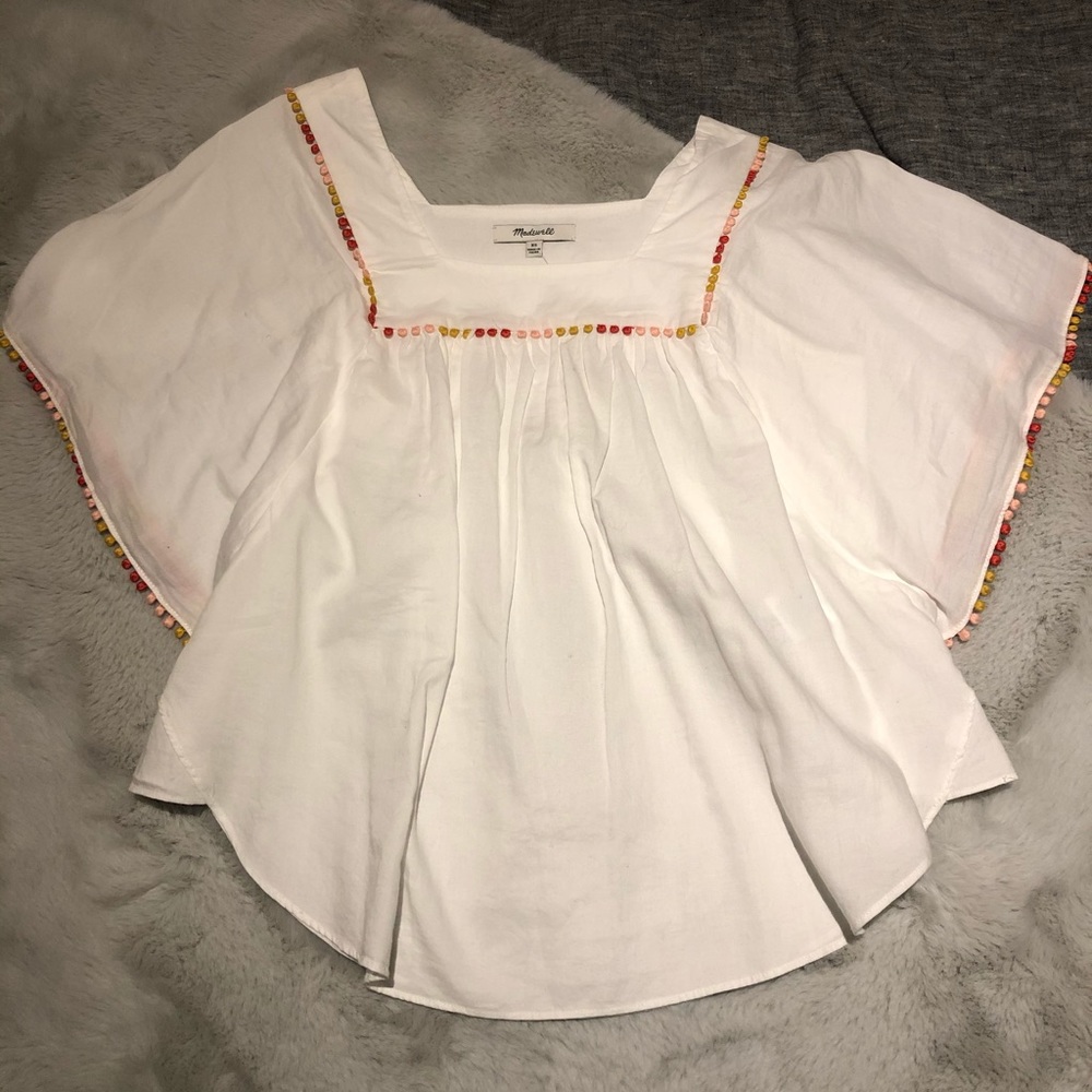 Madewell Women’s Pom-Pom butterfly top. XS